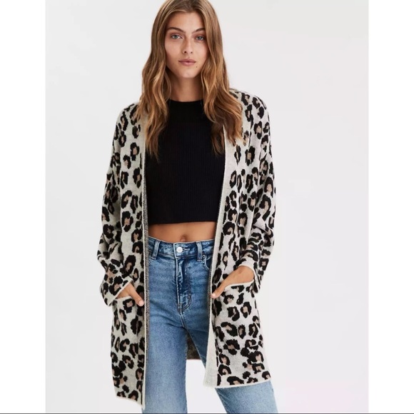 American Eagle Oversized Leopard Cardigan. Super Soft! Size XXS - Picture 1 of 13